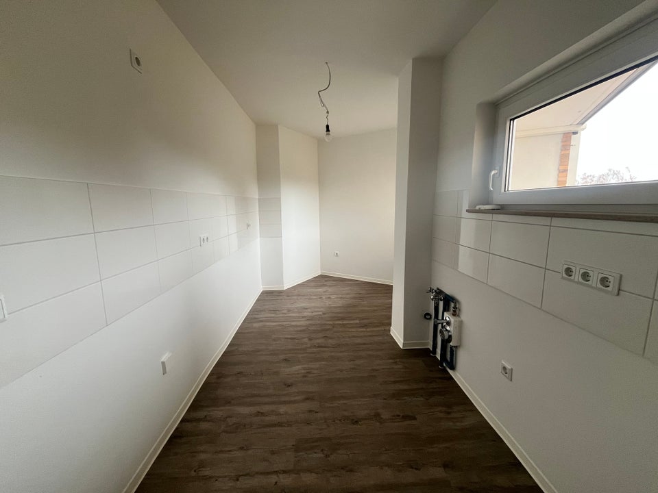 Diese Wohnung muss ich mieten, denn die große Küche hat was zu bieten! - Foto 1