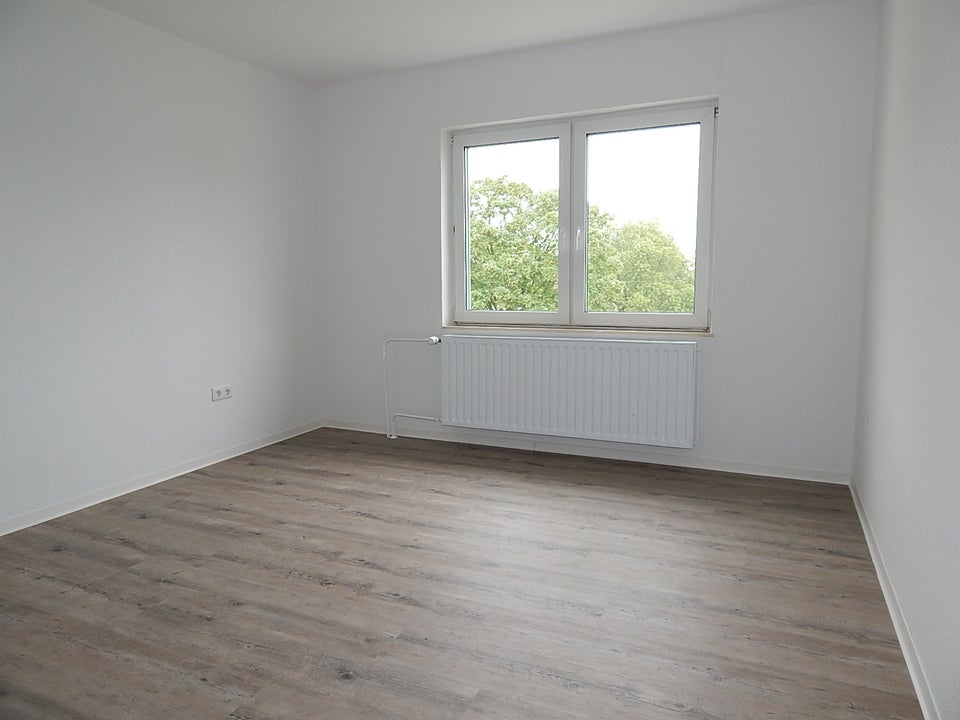 Stadtteil Schwerin gefällig! Sanierte 3-Zimmer-Wohnung mit Balkon - Foto 4