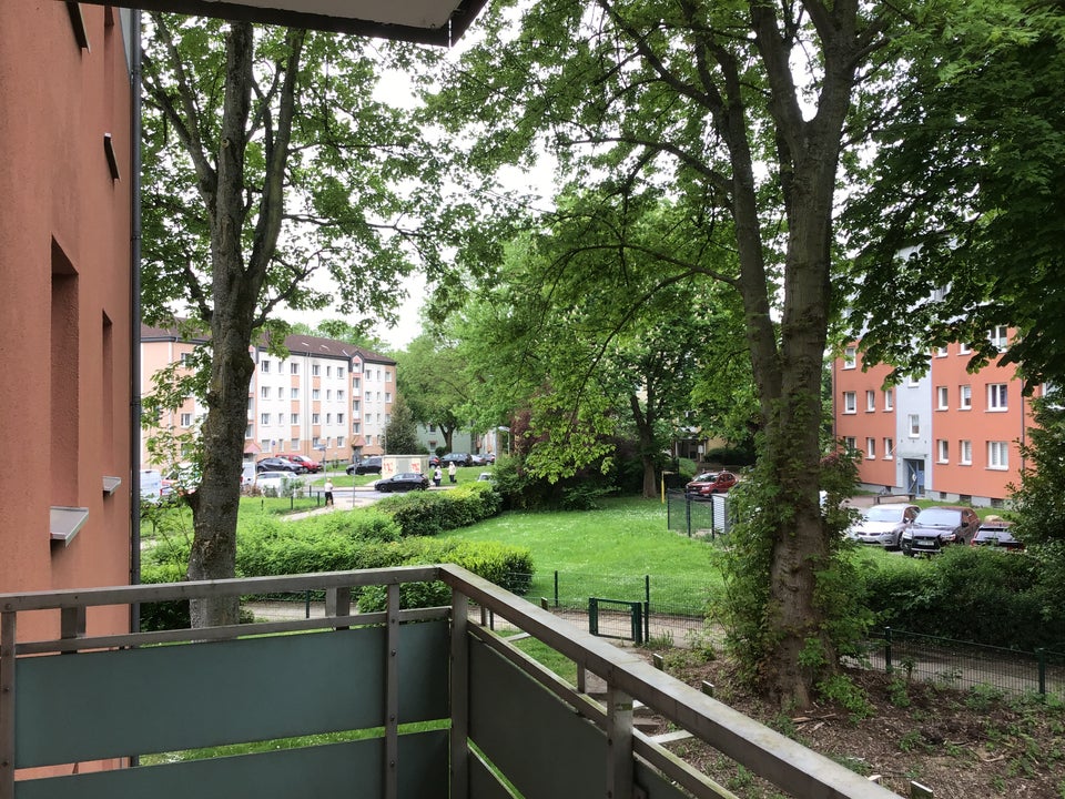Wunderschöne 3 Zimmer Wohnung mit modernem Tageslichtbad und Balkon! - Foto 3
