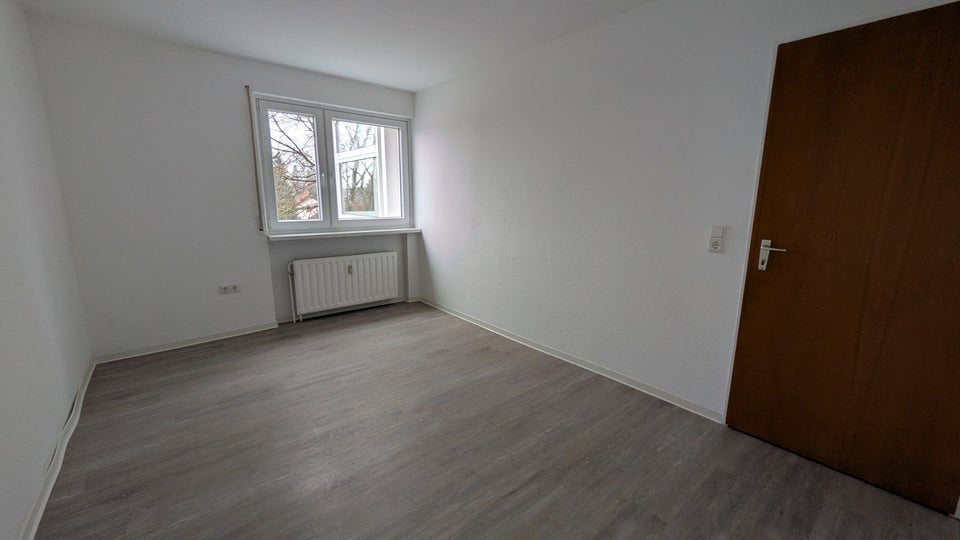 Große 3-Zimmer-Wohnung mit Wintergarten & Balkon - Photo 1