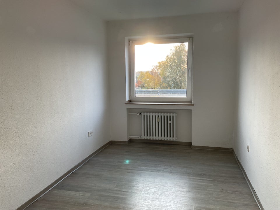 Schöne Wohnung sucht Mieter: interessante 4-Zimmer-Wohnung - Photo 5