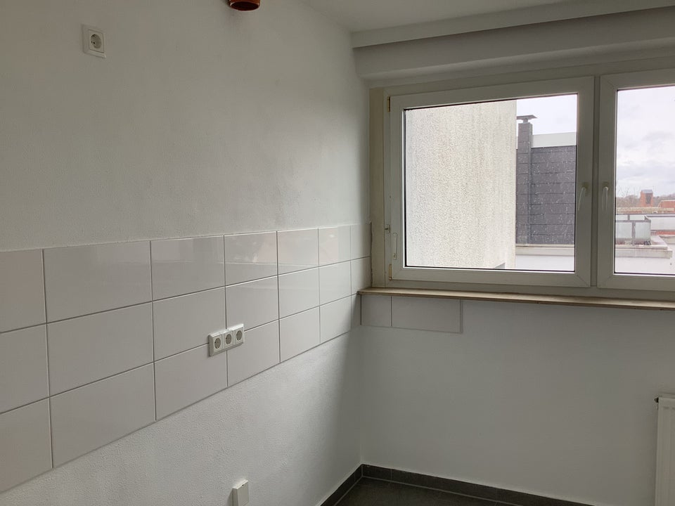 Willkommen Zuhause: ansprechende 3-Zimmer-Penthousewohnung in Anderten -Schleusenviertel - Photo 5