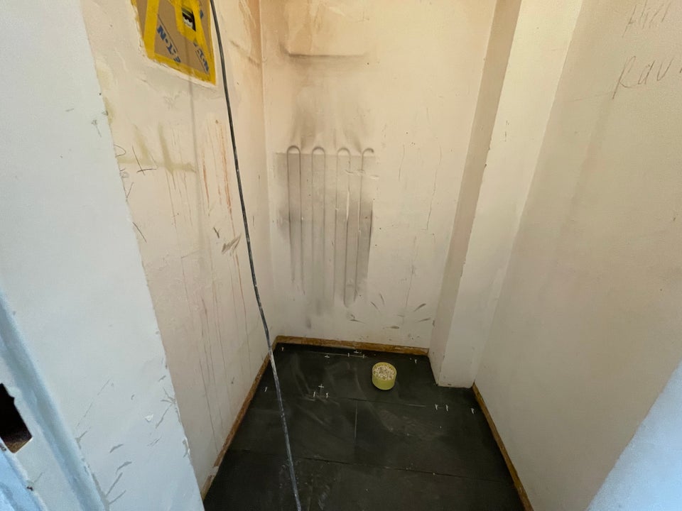Frisch renovierte 3-Zimmer-Wohnung mit Balkon und Einbauküche in Moosach! - Foto 4