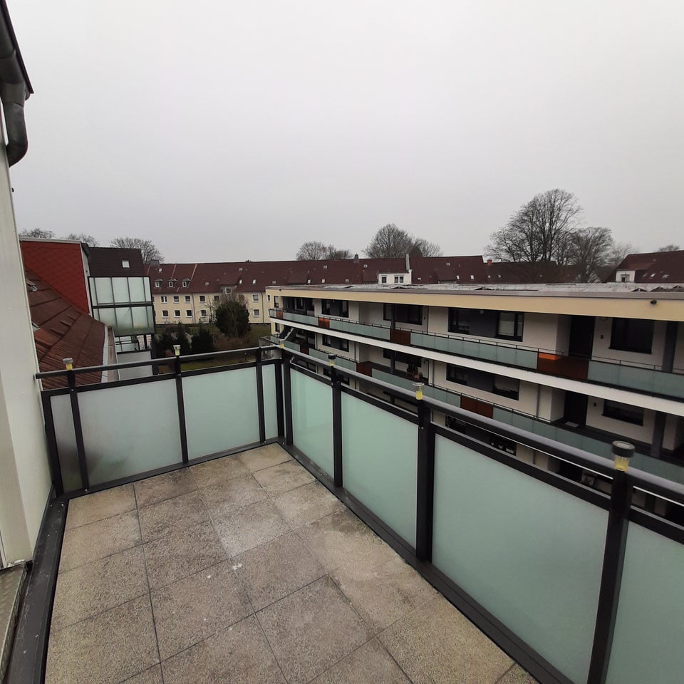 Und Alles komplett neu! - Photo 2
