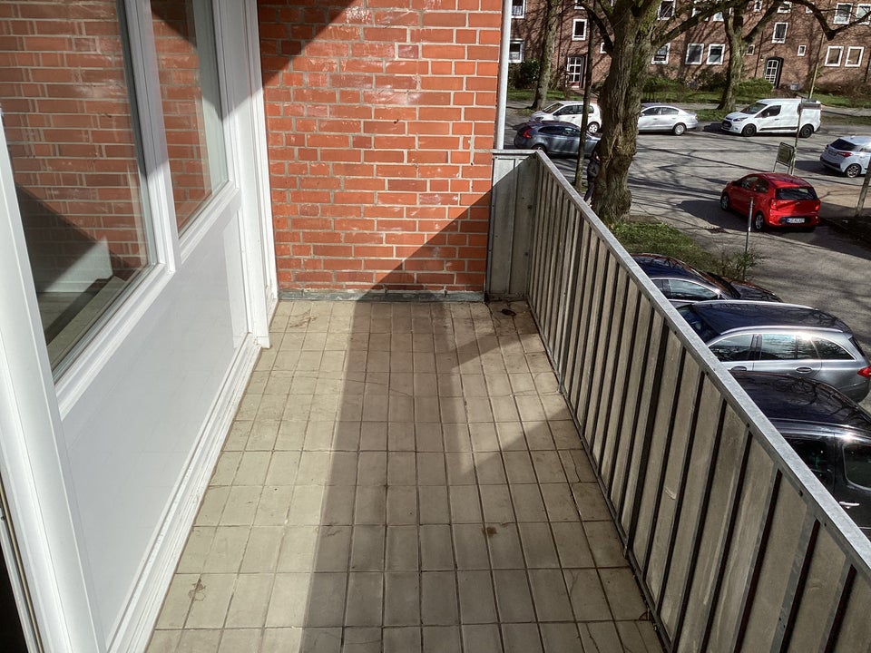 Der Sommer kann kommen! Praktische 2-Zimmer-Wohnung mit Südbalkon! - Photo 1