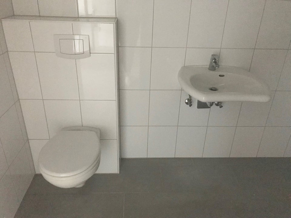 Renovierte Wohlfühlwohnung auf 3-Zimmern mit Blick ins Grüne! - Foto 4