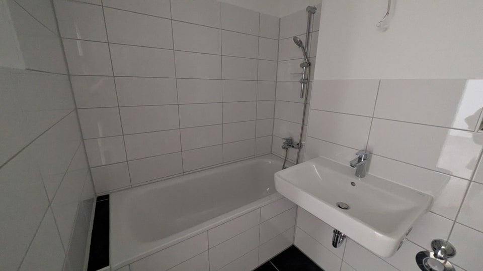 Auf gute Nachbarschaft: individuelle 2-Zimmer-Wohnung - Foto 2