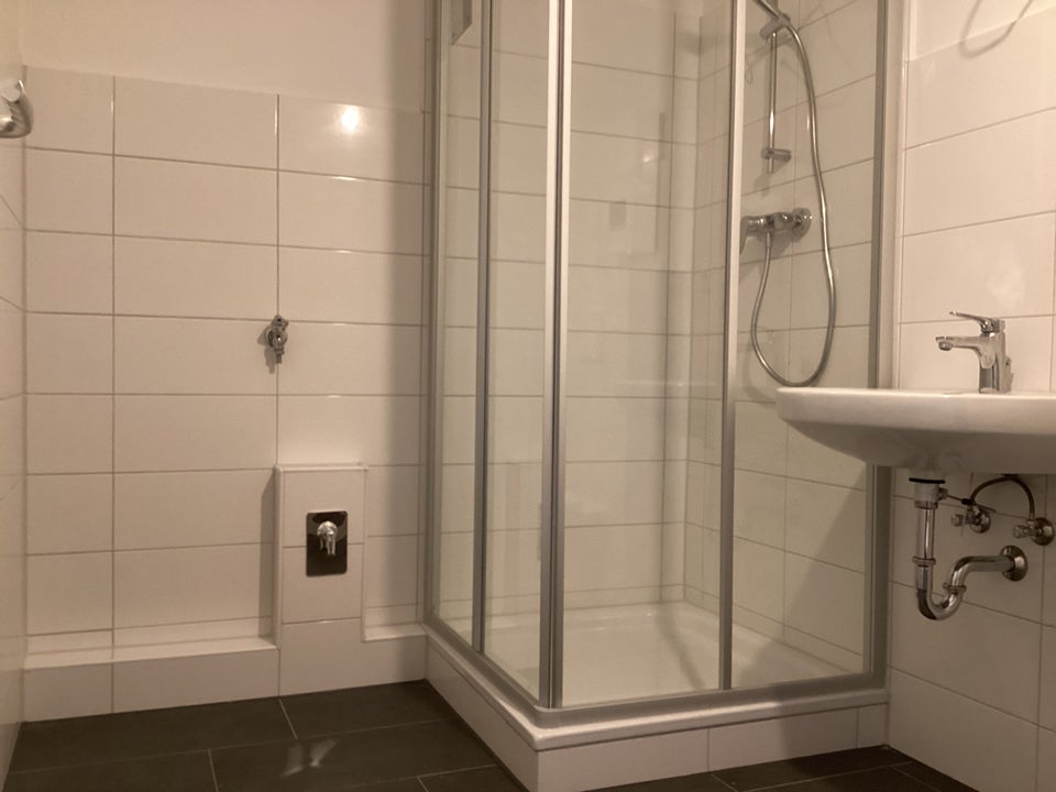 Schönes und altengerechtes 1-Zimmer-Appartment mit großem Balkon - Photo 4