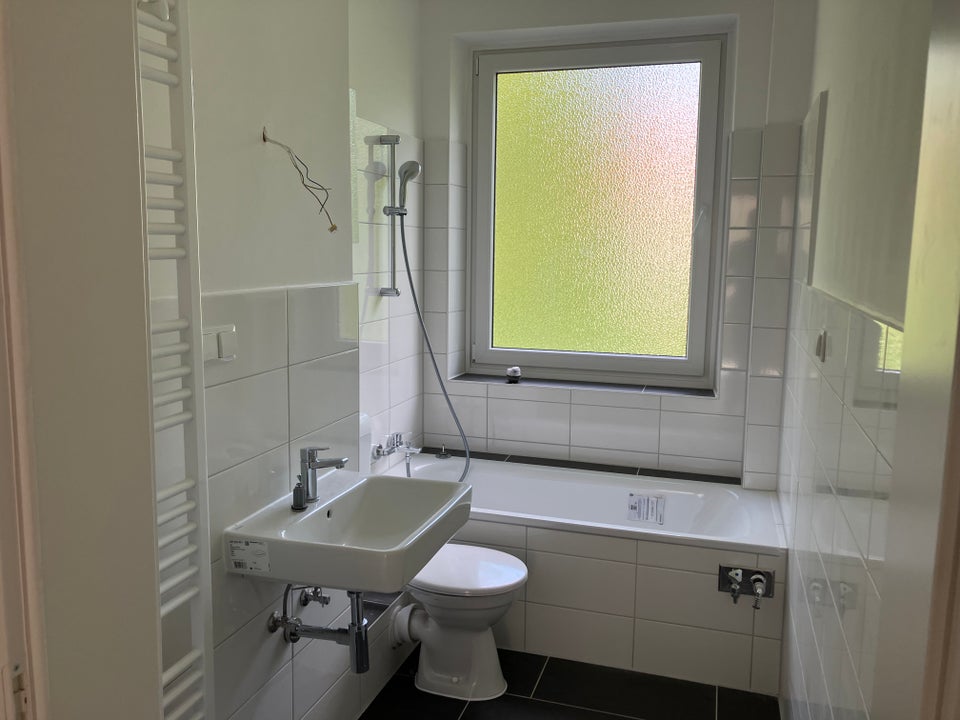 Geräumige 3-Zimmer-Wohnung im Keplerkiez sucht Mieter - Photo 1