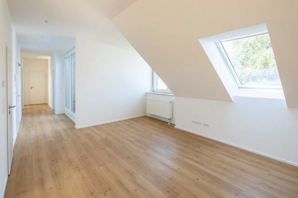 Perfekt für Paare! Traumhafte 3-Zimmer-DG-Wohnung mit Balkon - Foto 4