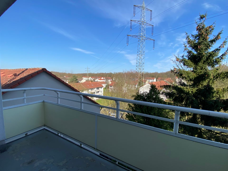 Hoch hinaus - renovierte 2,5 Zimmer Wohnung - Foto 4