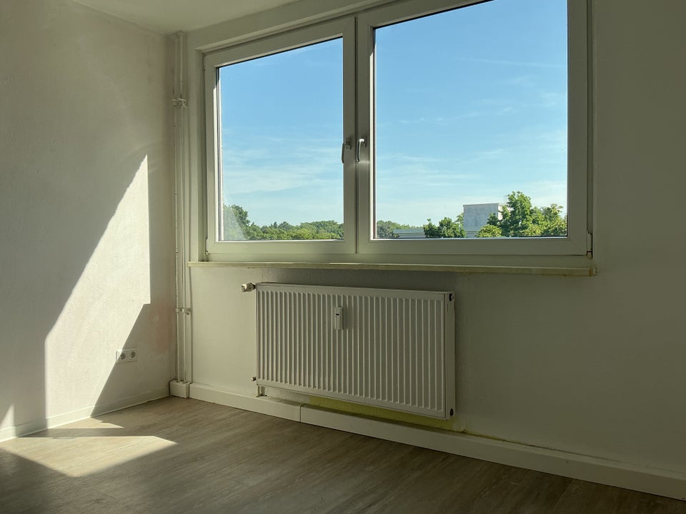 Auf gute Nachbarschaft: praktische 3-Zimmer-Wohnung mit Balkon! - Foto 3