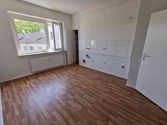 Unglaublich - Traumhaft schöne und günstige 2,5-Zimmer-Wohnung - Photo 2