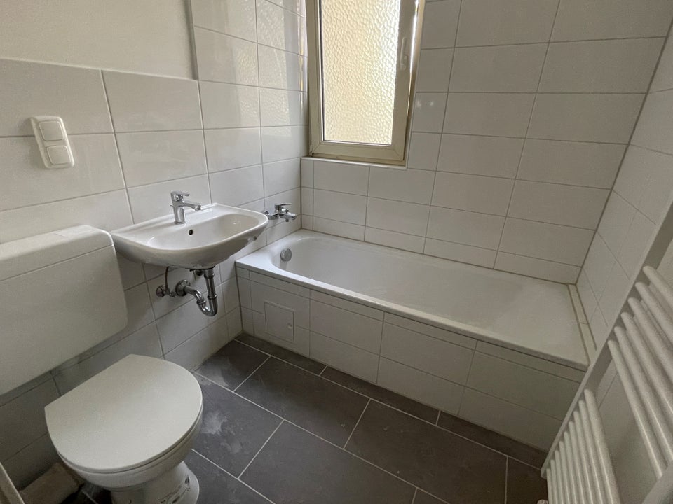 Sanierte 3-Zimmerwohnung mit Balkon - Photo 2