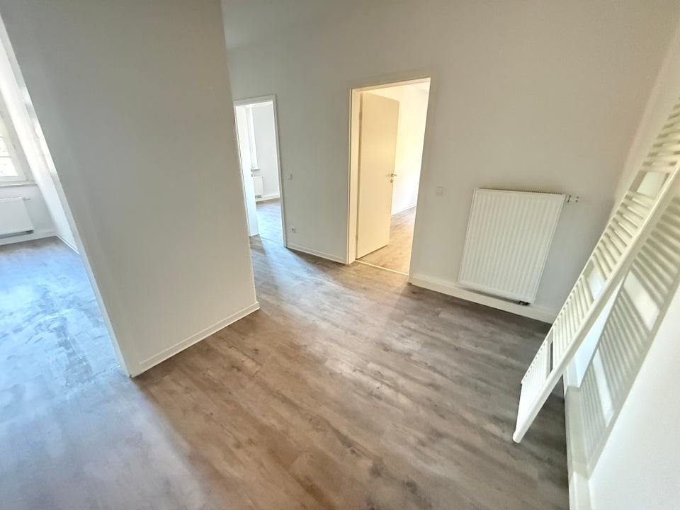 Wir sanieren für Sie - kleine 3-Zimmer-Wohnung - Foto 2