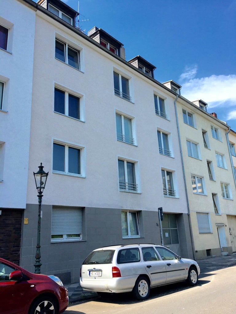 Geräumige 2-Zimmer-Wohnung in Düsseldorf-Rath - Foto 1