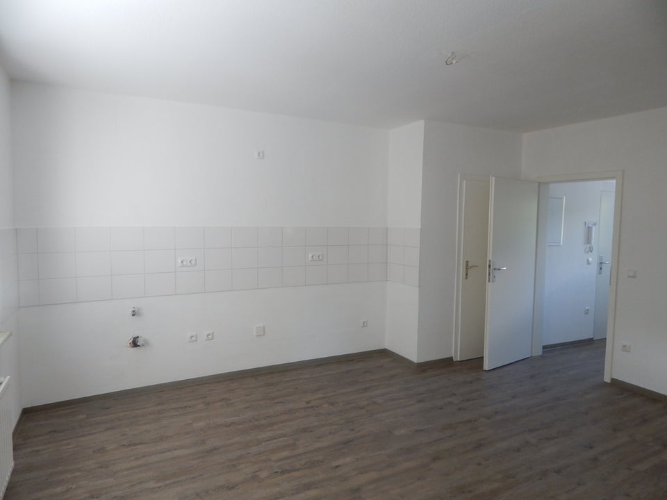 Frisch komplett renovierte 2 Raumwohnung sucht neue Mieter - Foto 1