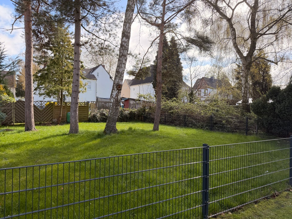 Nette Mieter gesucht: gemütliche 3-Raum-Wohnung mit Sonnenbalkon und eigenem Garten* - Foto 5