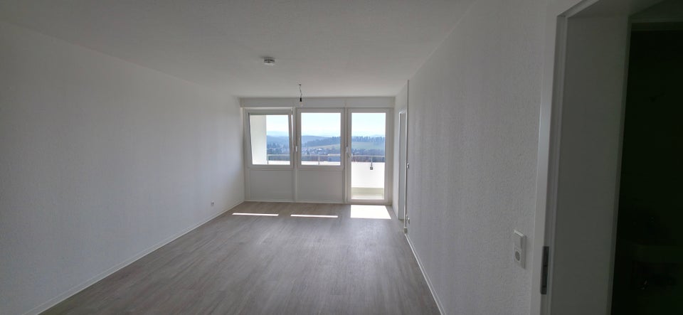 Großzügige 3-Zimmer-Wohnung – jetzt mit moderner Einbauküche verfügbar - Foto 2