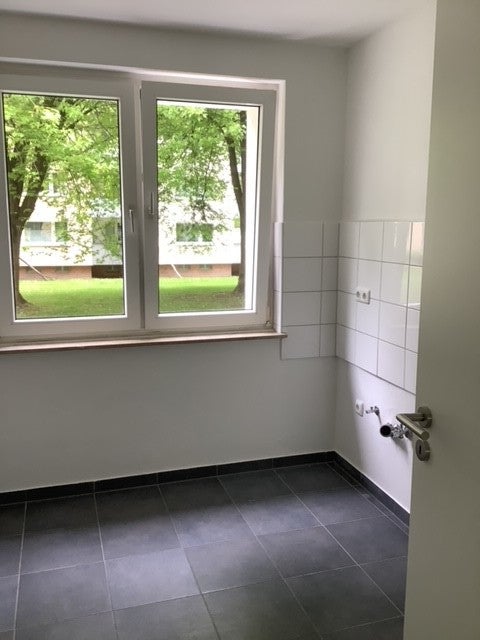 Sanierte 3 Zimmer-Wohnung mit Balkon - Photo 5