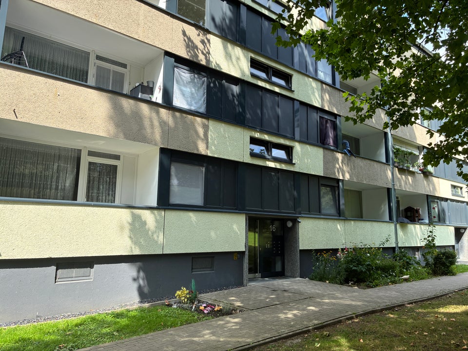 Neue Wohnung, neues Glück! Ansprechende 3,5-Zi.-Wohnung - Photo 5