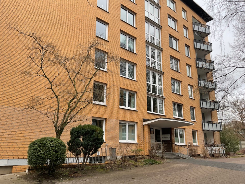 Anmietung im Juni 2026: Individuelle 2-Zimmer-Wohnung mit Duschbad und Balkon! - Foto 1