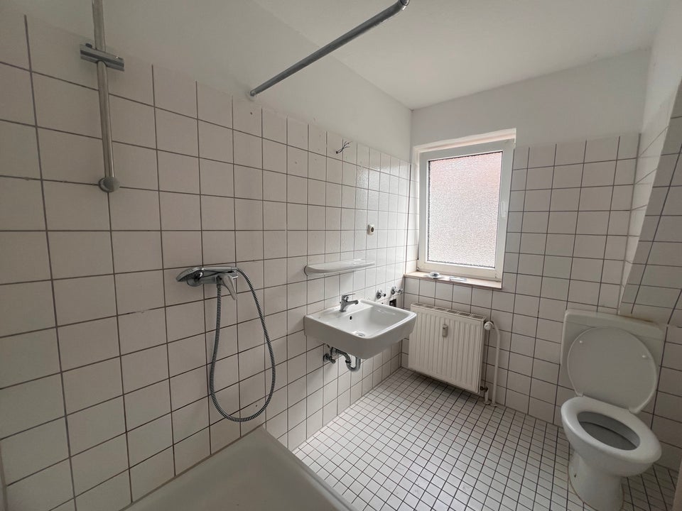 Großzügige 2-Zi.-Wohnung mit Duschbad - Foto 3