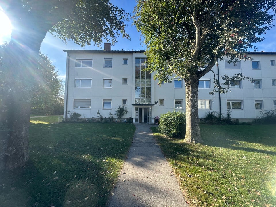 Moderne 3 Zimmer-Familienwohnung - Photo 3