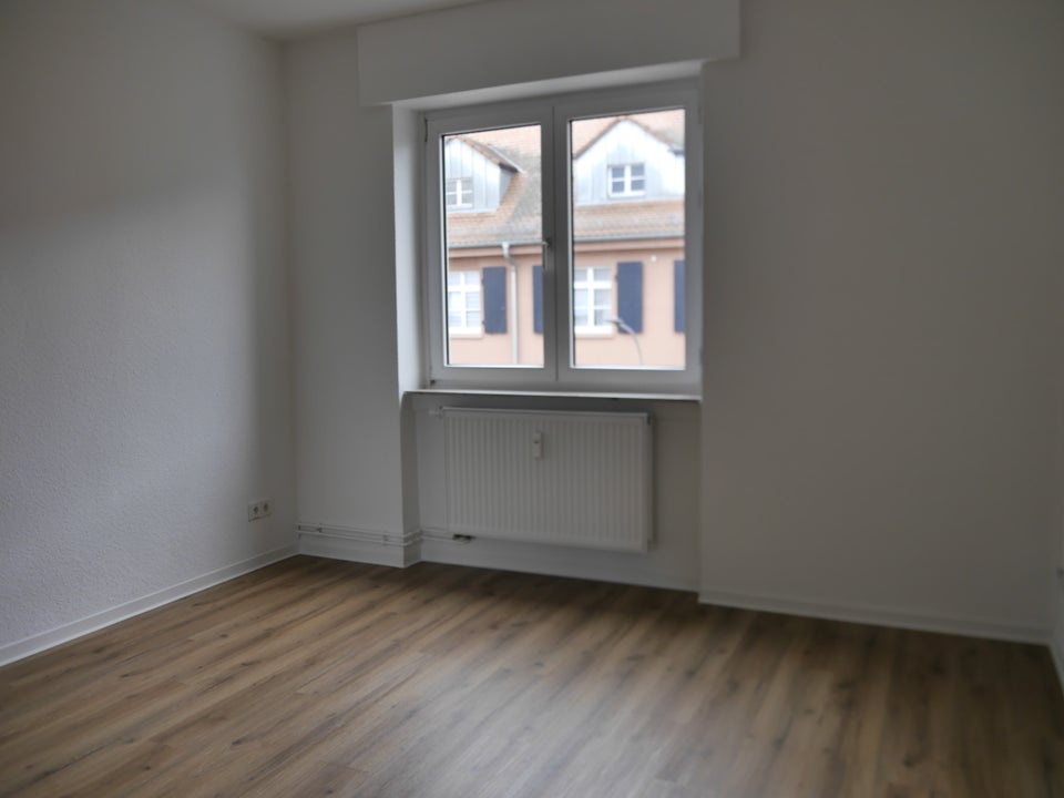 Schöne 2-Zimmer-Wohnung mit Tageslichtbad und Balkon im Limes-Quartier zu vermieten - Foto 2
