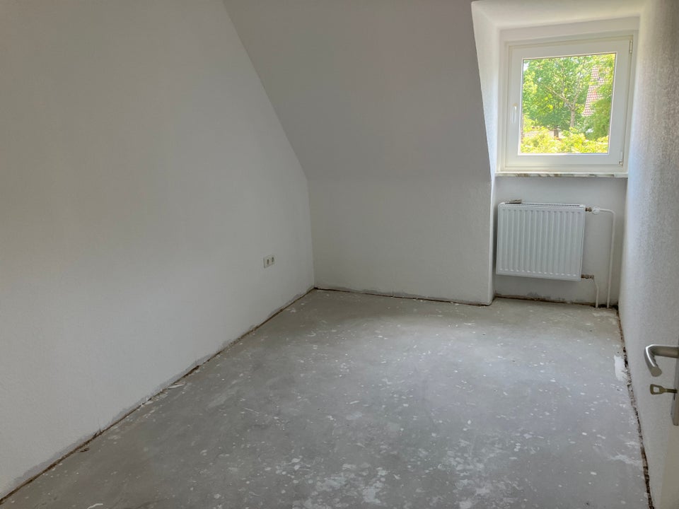 Das Glück hat ein Zuhause: praktische 3-Zi.-DG - Foto 5