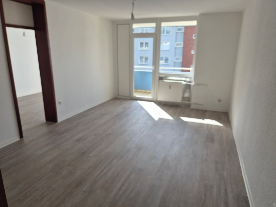 Zentralgelegene 2-Zimmer-Wohnung in einer Seniorenwohnanlage in Bochum-Weitmar! - Photo 1
