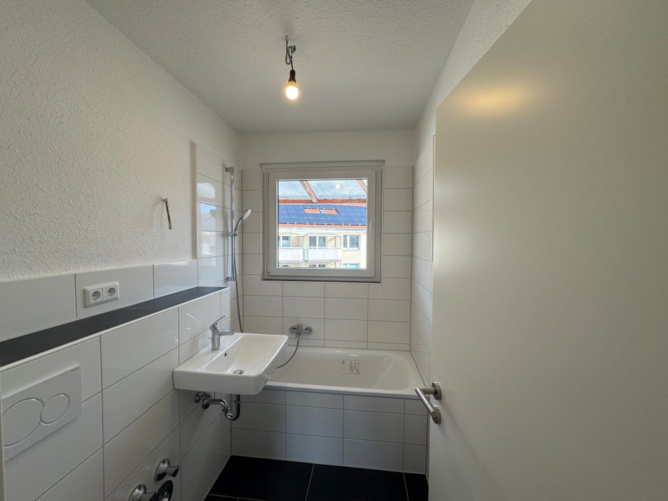 Hoch oben, mit urbanem Flair! - Photo 3