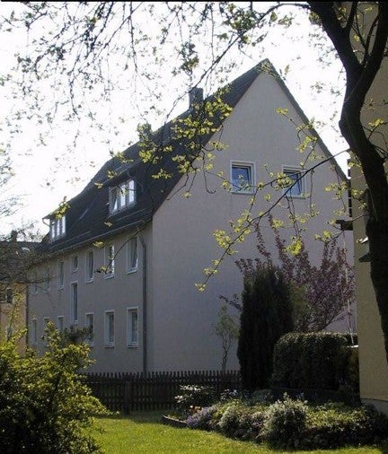 Nette 2,5-Zimmer-Wohnung mit Ausblick - Photo 1