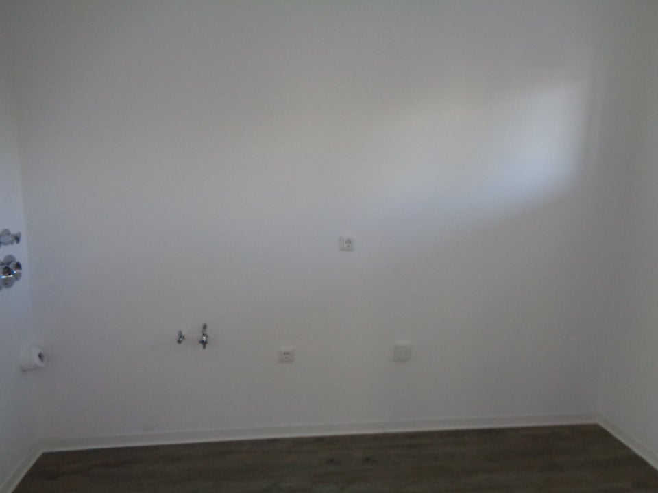 Großzügige, sanierte 3-Zimmer-Wohnung mit Balkon – ideal für junge Familien - Photo 4