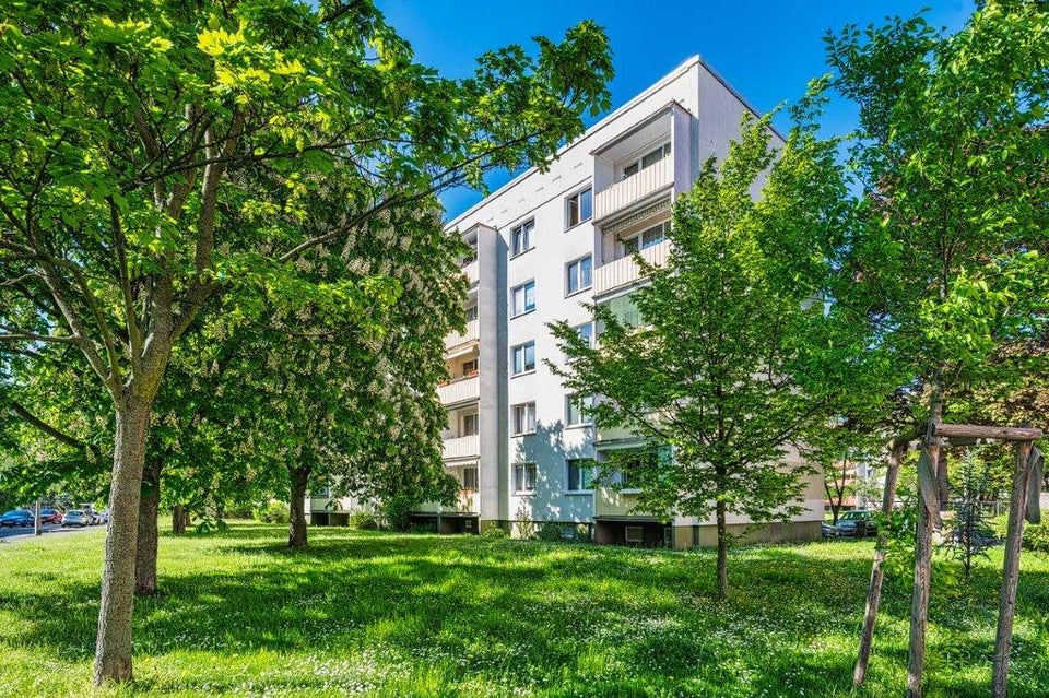 Familien Herzlich Willkommen!, Kindergärten, Schulen, Haltestellen 10 min zu Fuss erreichbar, - Foto 3