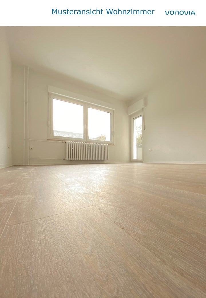 Schöne Aussicht garantiert: barrierefreie, renovierte 2-Zimmer-Wohnung mit Aufzug - Foto 1