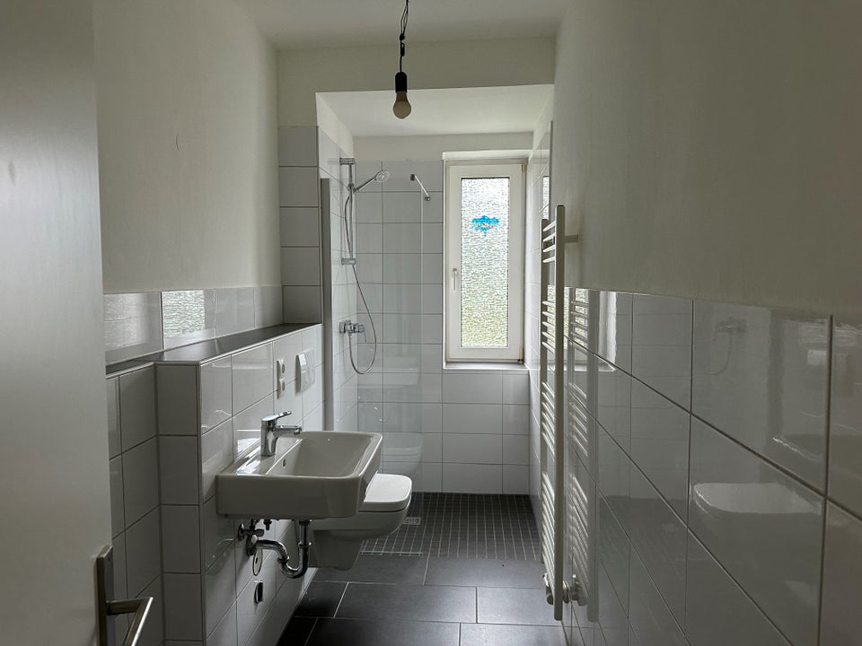 Helle 4-Zimmer-Wohnung - Foto 2