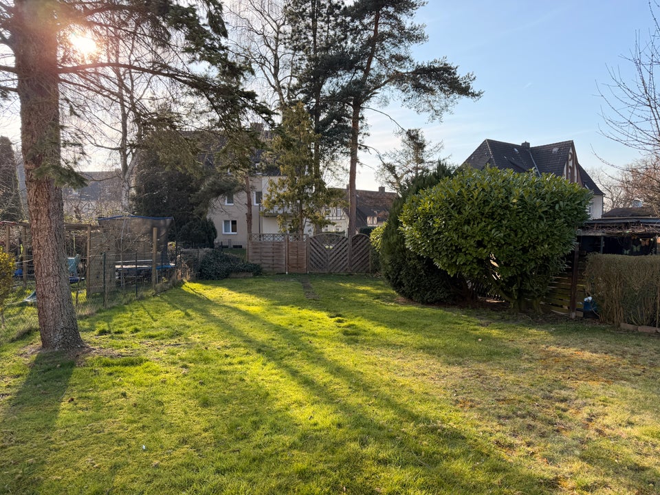 Etwas Besonderes: Schicke 3-Raum-Wohnung mit eigenem Eingang und eigenem Garten* - Foto 5