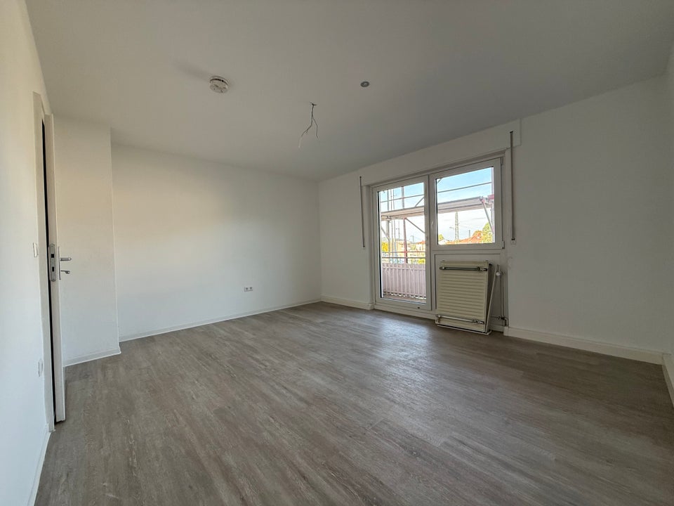 Moderne 3-Zimmer-Wohnung – Gepflegtes Objekt in bester Lage mit Bahnhofsnähe - Foto 2