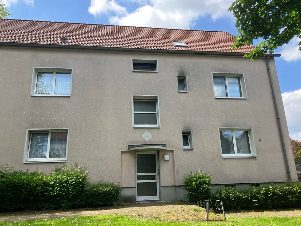 Auf gute Nachbarschaft: praktische 3-Zi.-DG - Foto 2