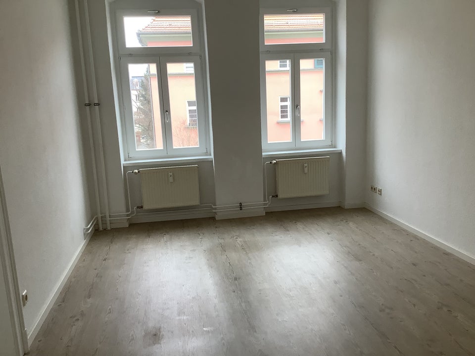 Sofort bezugsfertige 2 Zimmerwohnung mit EBK! - Photo 4
