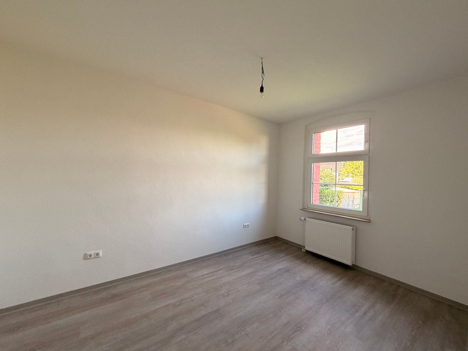 Miet mich - interessante 2-Raum-Wohnung - Photo 1