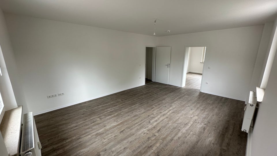 Frisch saniert! 2-Zimmer-Wohnung zentral - direkt an der Partnach - Foto 1