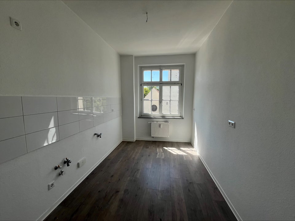 Mitten drin statt nur dabei: praktische 3-Zimmer-Wohnung - Foto 2