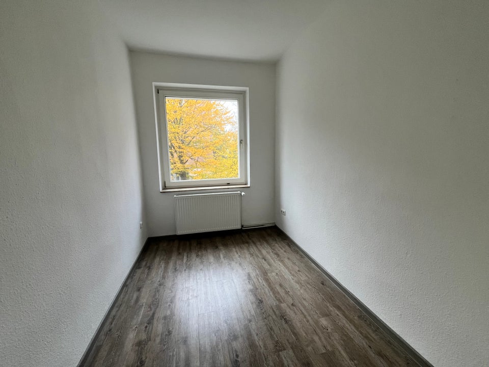 Attraktive, bezugsfreie 3-Zimmer-Wohnung mit moderner Einbauküche in erstklassiger Lage - Photo 3
