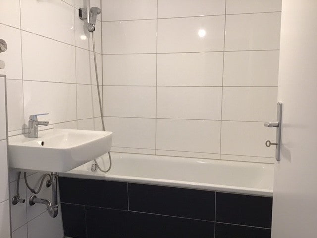 Auf gute Nachbarschaft: frisch modernisierte 2-Zimmer-Wohnung in Hannover-Buchholz nahe MHH - Foto 1