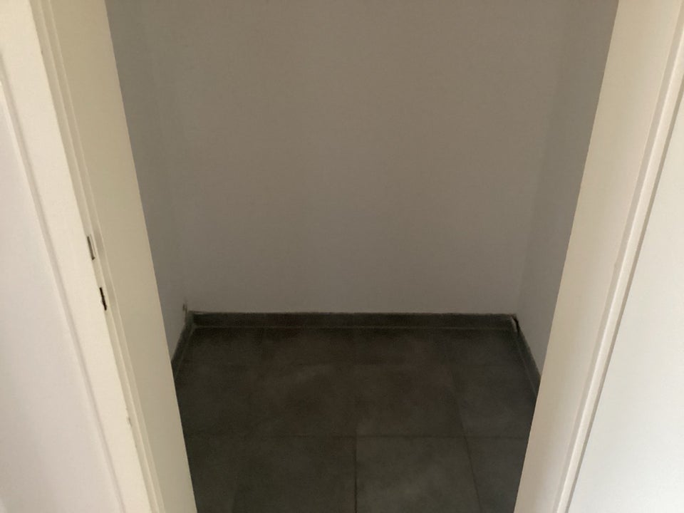 Frisch renoviert & mit Balkon; ideal für die kleine Familie - Foto 3