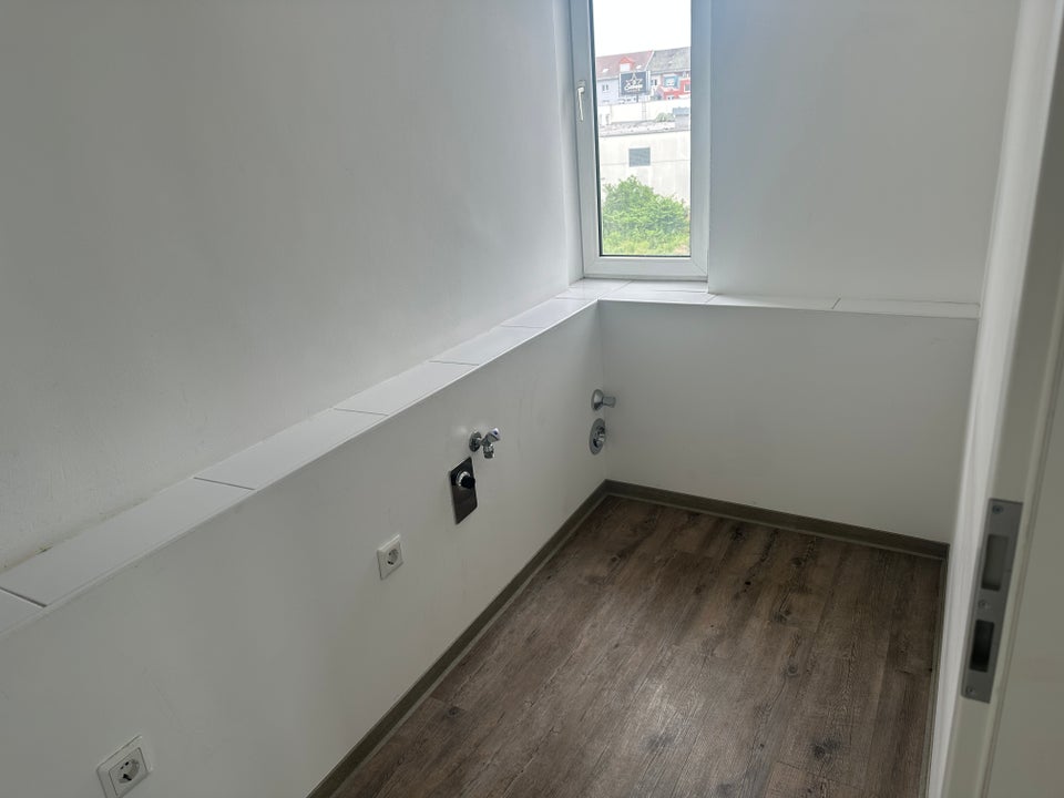 Schöne 2-Zimmer-Wohnung zum Wohlfühlen! - Foto 3