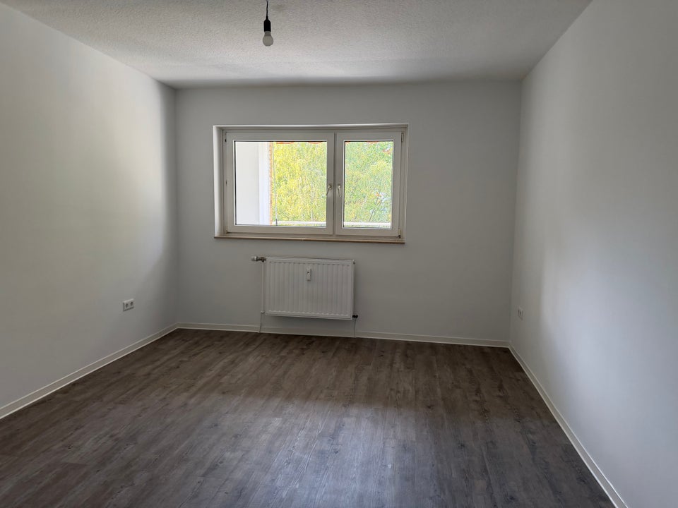 Rundum wohlfühlen: gemütliche 2-Zimmer-Wohnung mit Balkon - Photo 3