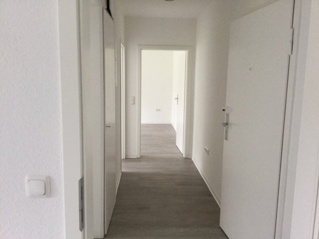 **Familiengerecht wohnen im idyllischen Umfeld - bezugsfertig - mit Balkon** - Foto 4